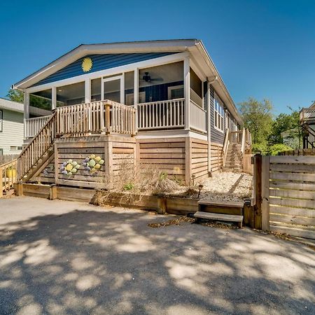 Charleston Home With Porch - 3 Mi To Folly Beach! Exteriör bild